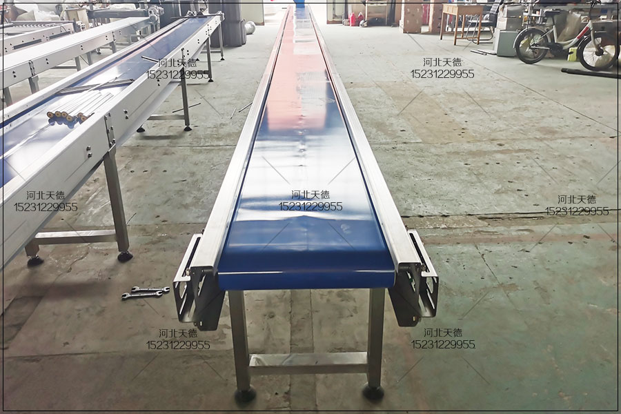 皮帶輸送機(jī)